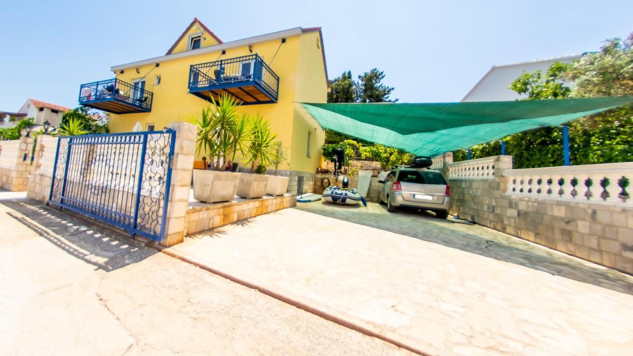Planikovica Apartments Τρογκίρ Εξωτερικό φωτογραφία