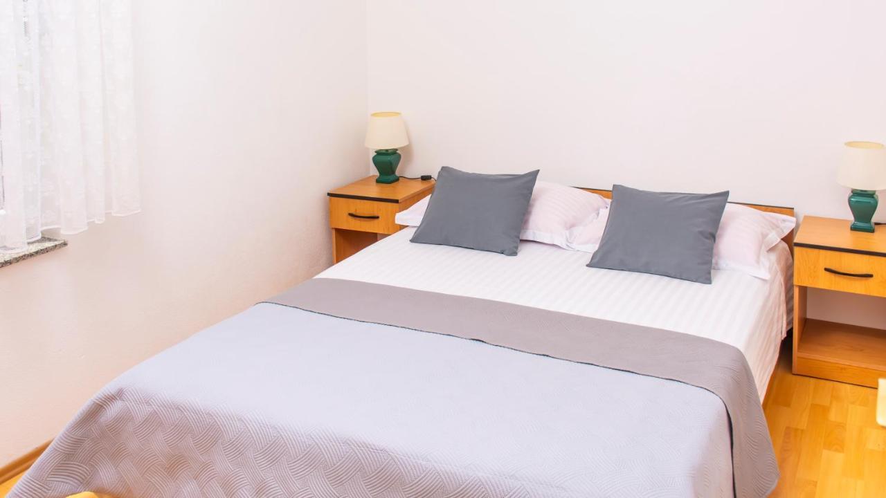 Planikovica Apartments Τρογκίρ Εξωτερικό φωτογραφία